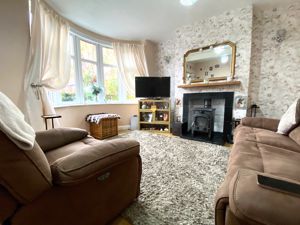 Lounge- click for photo gallery